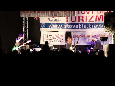 Katka Knechtová - Deň medzi nedeľou a pondelkom - Ešte dúšok leta 2013 - Prievidza