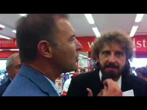 Iene a Padova pizzicano Massimo Bitonci sui vigili urbani p