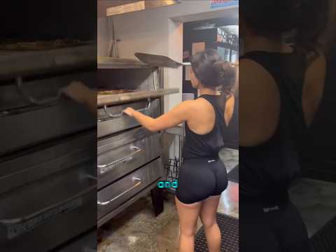 This Pizza Restaurant Went Viral for This 😮