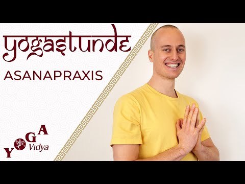 Yoga Grundreihe "Ankommensstunde" mit Adrian - Yoga Vidya Ashram Live - 17:00 Uhr 28.01.2022