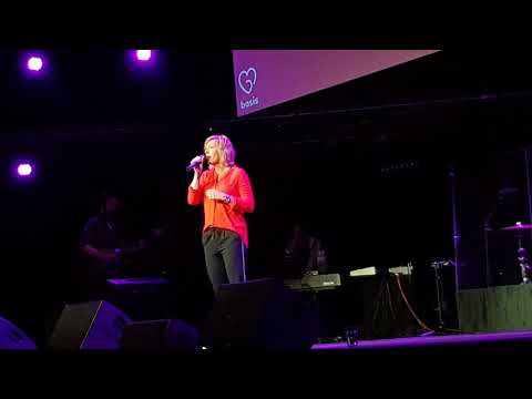 Basis cc - Elise Mannah - De wereld danst