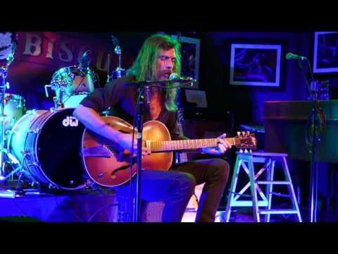 Jack Broadbent 2017 04 21 Boca Raton, Florida - The Funky Biscuit - Leaving Blues