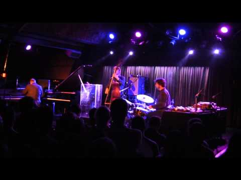 Medeski Martin and Wood - Live at The Belly Up - 2013-04-27 - Set 1, Track 1