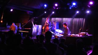 Medeski Martin and Wood - Live at The Belly Up - 2013-04-27 - Set 1, Track 1