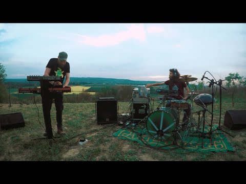 OZORA One day at home-Óperentzia Tuatara Psylosophy-Album debut