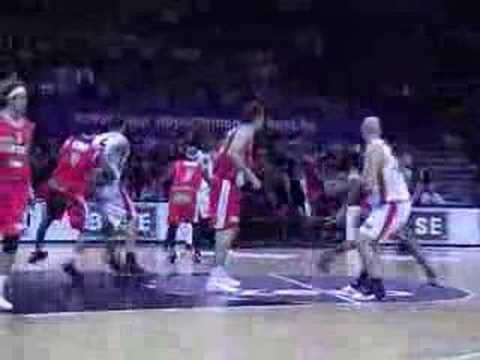 26 23-02-08 BCO-Charleroi - Hakken en slaan, Charleroi mag h