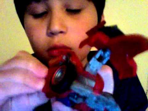 How To Transform a Cybertronian Optimus Prime and Battle Axe Bumblebee Part 1