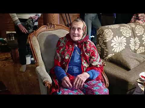 Kihnu Virve 94. sünnipäev. Külas sõbrad ja pillimehed. @KihnuTV