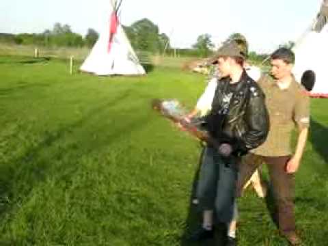 Hakownica u Indian. Wioska Wokini w Ostaszowie k. Przemkowa