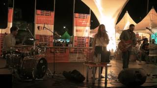 La Pagana Trinidad - Quédate luna (Devendra Banhart cover) @Plaza Francia en Festilectura 2014