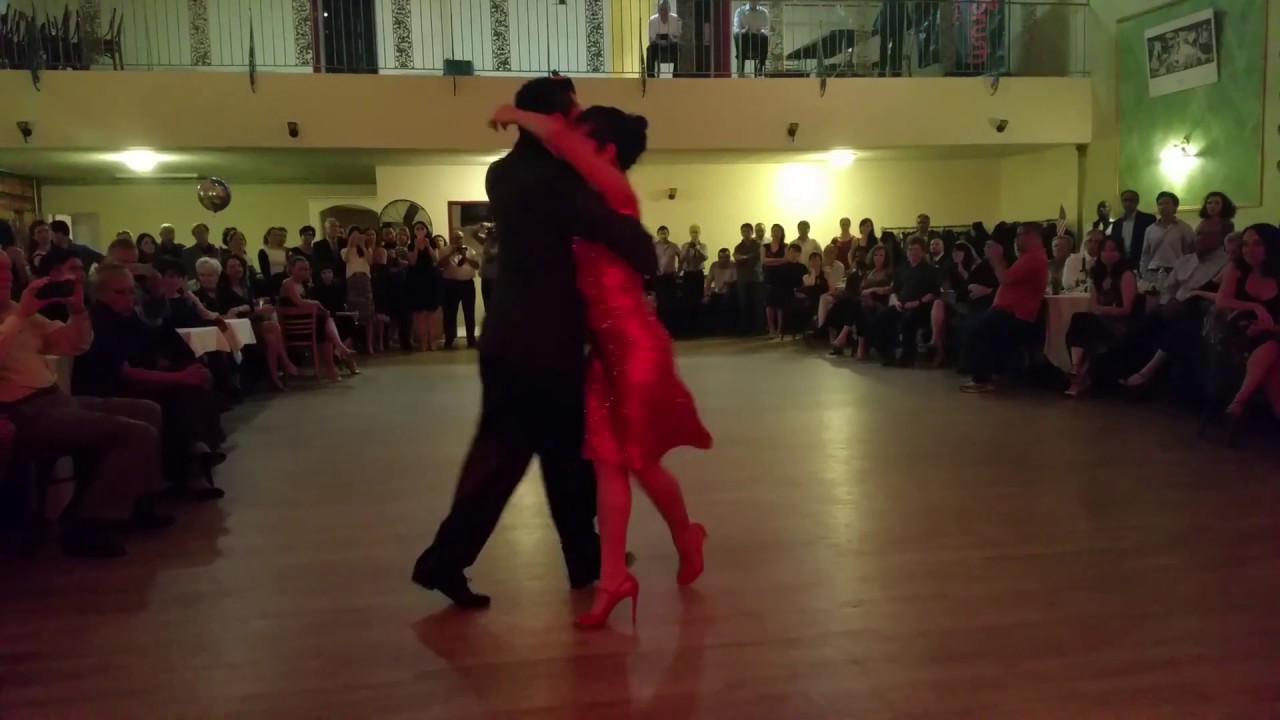 Argentine tango: Clarisa Aragón & Jonathan Saavedra - En Tu Corazon