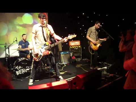 We Are The Physics - All My Friends Are JPEGs (Live @ Edinburgh Voodoo Rooms)