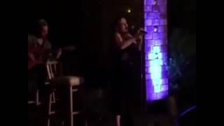 JoJo singing &quot;Clovers&quot;