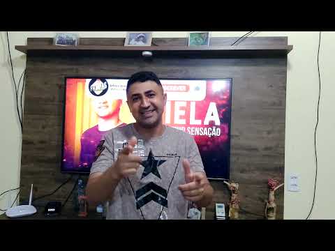 pegadinha 2021 pedindo pra tirar foto se beijando