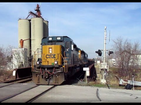 CSX #4289 Leads Steel Train!