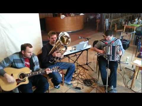 Ansambel Juhej / Juhej Oberkrainer- Okrogla polka
