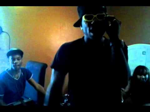 YFMB/G Clowning  in The Lab