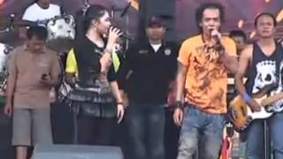 Download lagu Ojo Njaluk Pegat - MONATA 2011 (Ratna Antika Feat Sodiq) mp3
