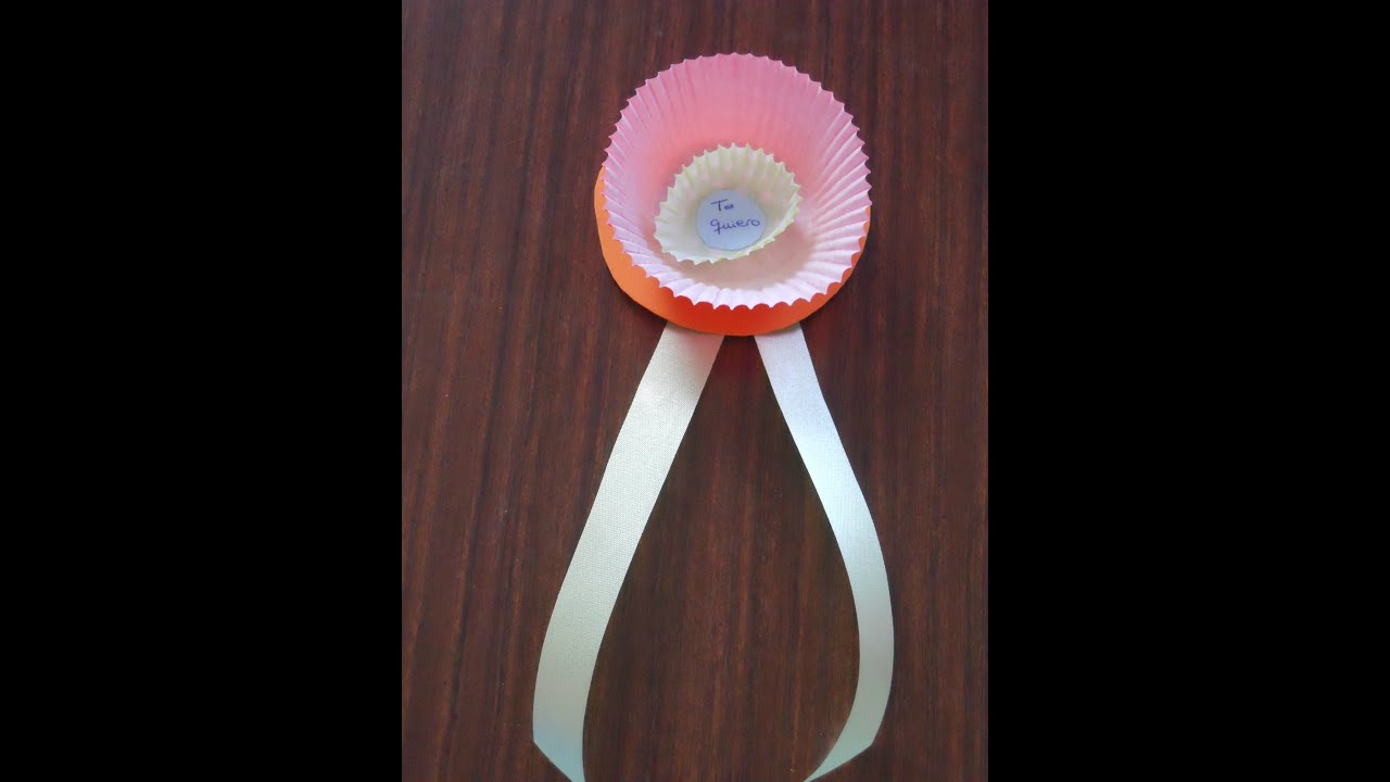 Watch Cómo hacer una medalla para el día de la madre Now Cómo hacer una medalla para el día de la madre