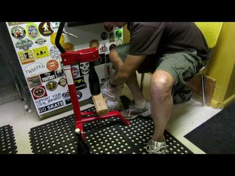 download lagu mp3 mp4 Champagne Bottles Homebrew, download lagu Champagne Bottles Homebrew gratis, unduh video klip Champagne Bottles Homebrew