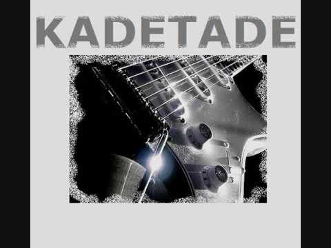KadeTade - dedinka v udoli