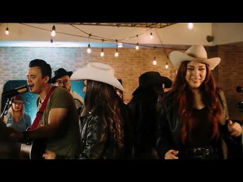 Mario Guerrero - Y no es de hombres llorar - Video Oficial