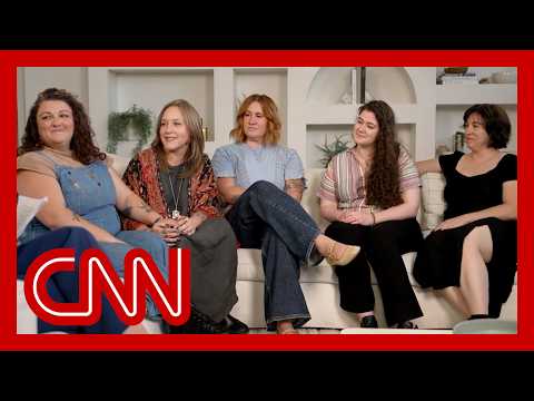 「伝統的な妻」がハイコントロールなキリスト教ナショナリストコミュニティを離れる (The 'trad wives' leaving high-control Christian nationalist communities)