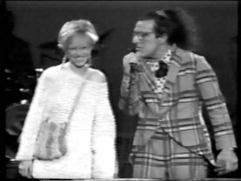 Jango Edwards performs The Sausage Card Trick