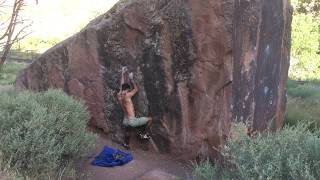 Photo of problem West face center-right in Zion National Park boulder Area