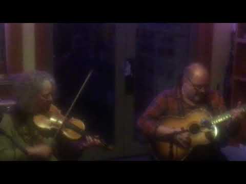 Ruthie Dornfeld & Morten Alfred Høirup at The Honeymoon Mead & Cidery  - Copenhagen Hoedown