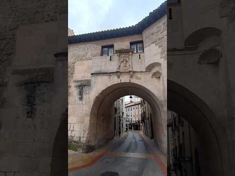 🏰El Arco de San Gil es uno de esos rincones con alma en Burgos Enero 2026