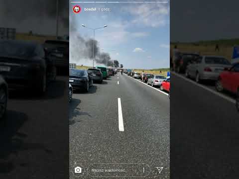 Boxdel pokazuję płonący samochód na autostradzie!