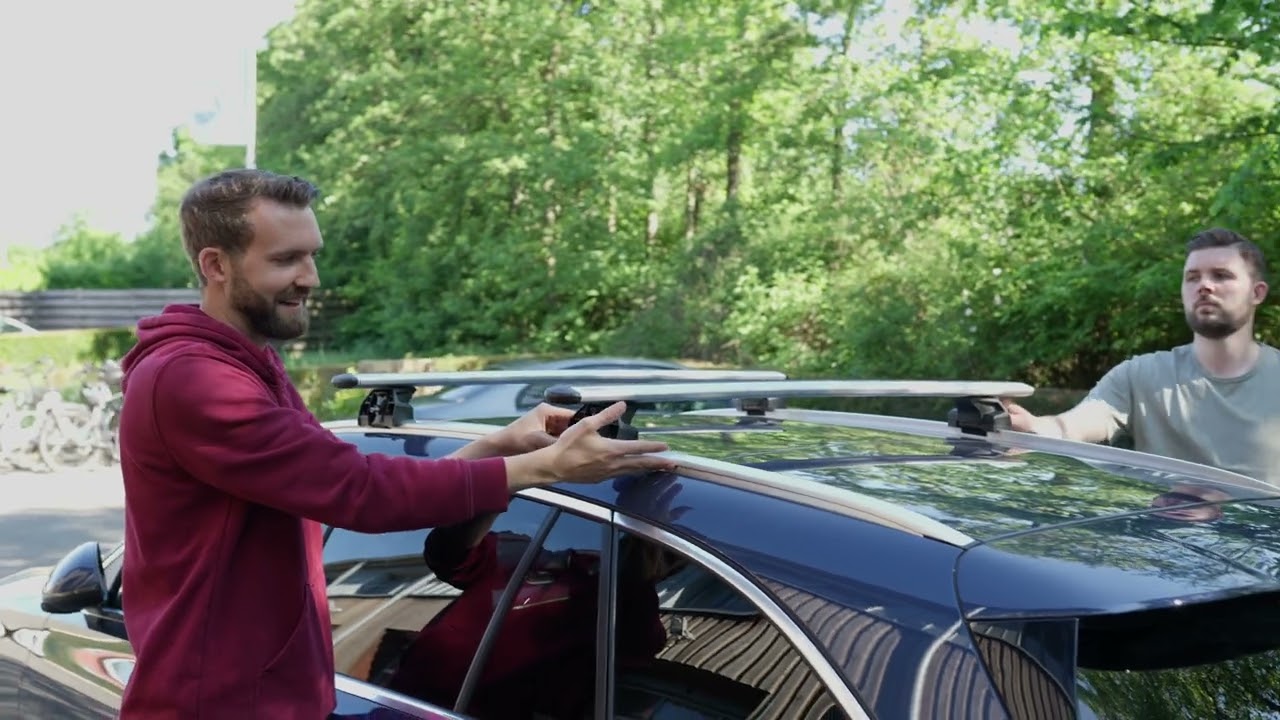 Montage von Thule Dachträgern für bündige Relingtypen