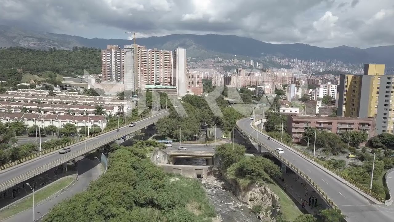 Recorrido sobre río Medellín