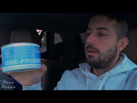 la vernice di fondo per la porta del camper