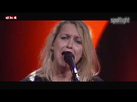 LAURA ILLEBORG - SØLVERBUE - DK4 SPOTLIGHT