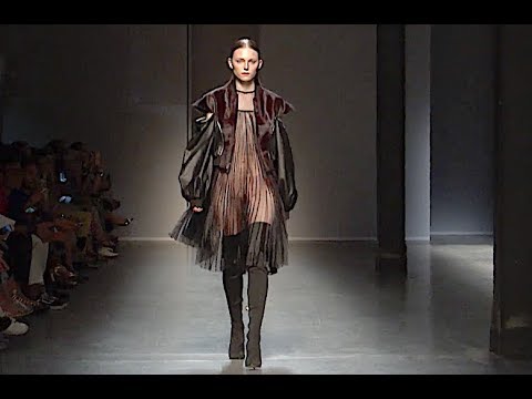 GIACOMO PAVIA Milano Moda Graduate 2018 Milan - Fashion Channel