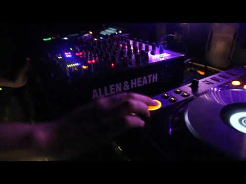 Damian Levensohn at Cocoliche (07/2017) Part 1