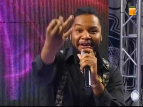 SON - Z Canta FESTA DE ZULU PARTE 1 NO ATRACCOES