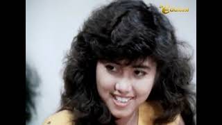 Download lagu Film jadul TVRI a.c.i aku cinta indonesia: Bunga Bunga Pertiwi mp3