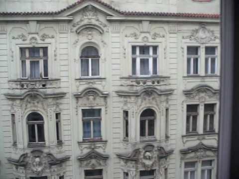 Prague 1 single room: The Kitchen (V Kolkonve)