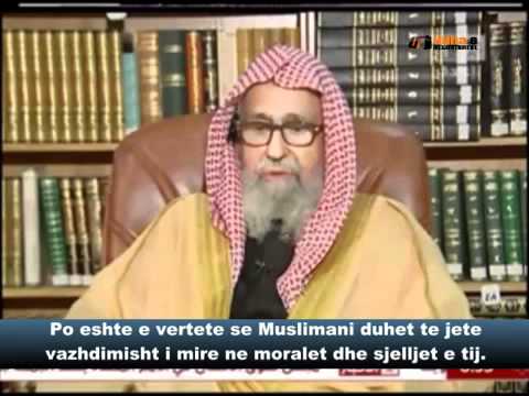 Si duhet te jete morali i Muslimanit praktikant? - Salih el Feuzan -