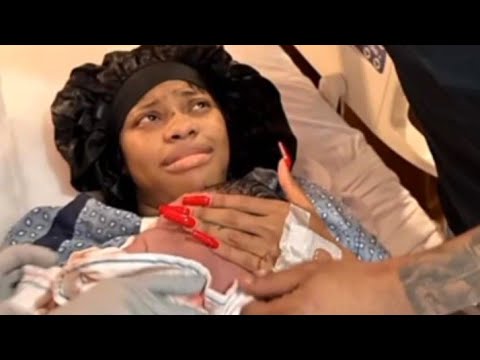 Ivany and Howie christmas gift baby Ice born