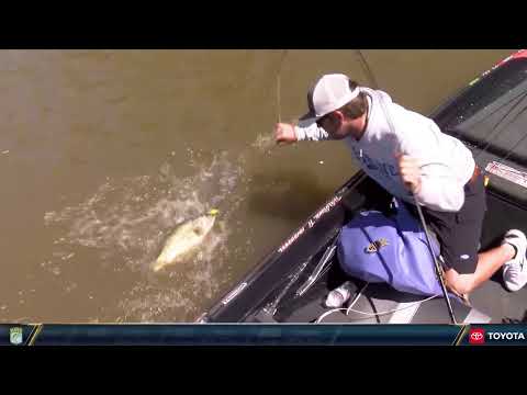 2021 Bassmaster Elite at Neely Henry Lake, AL - Toyota Mid Day Report - Day 3