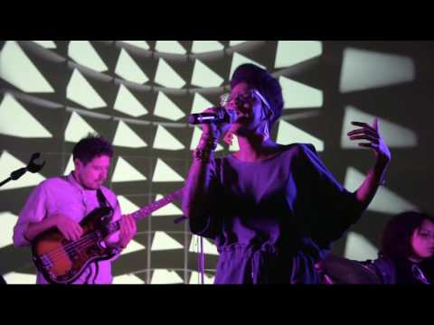 Georgia Anne Muldrow - "The Key"  (Live @ FEELS V)