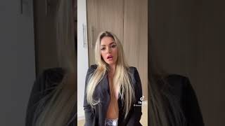 boom boom challenge from this sexy #tiktok babe