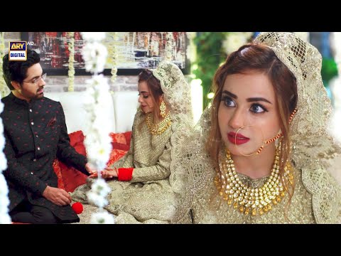 Apne Hath Se Pehna Den... Couple BEST Moment | #Angna Episode 11