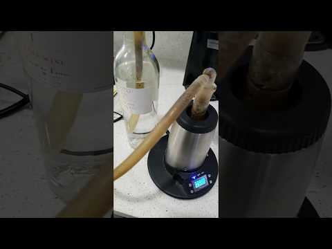 Arizer V-Tower Vaporizer Water Bottle Filter Kush Flower Vaping Demonstration