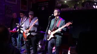 Better Things (The Kinks) - performed by Well Respected Men