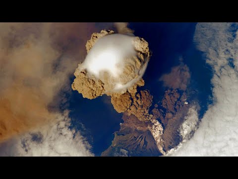 4,000 miles! Toxic Caribbean volcano cloud moves to Africa and Europe!